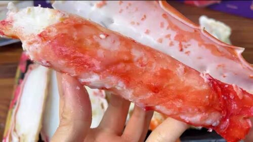 Click to view full screen Super Colossal Red King Crab Legs photo review